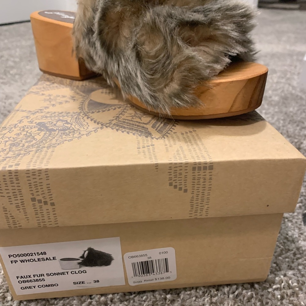 Free people clogs